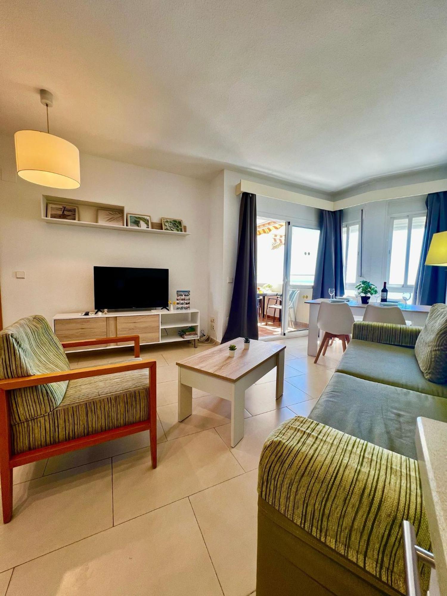 Frontal Sea View Apartment Benalbeach Benalmádena Exterior photo